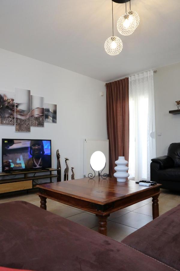 شقة Nenas House Nea Iraklitsa المظهر الخارجي الصورة